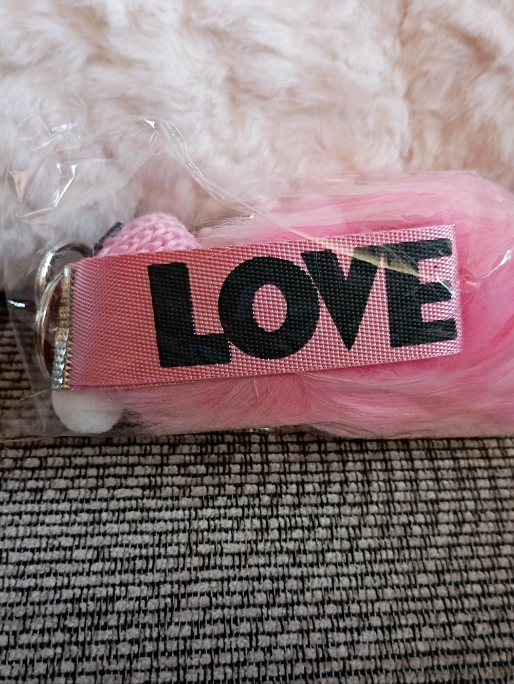 Sleeping Baby Plush Fluffy Love Keychain, Pink, approximately 6", NWT - Picture 3 of 4